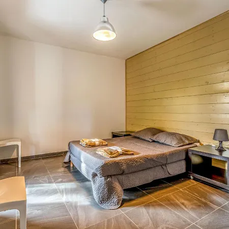 Marina Di Favone- T3- 4-6 Pers-4 By Interhome Lejlighed