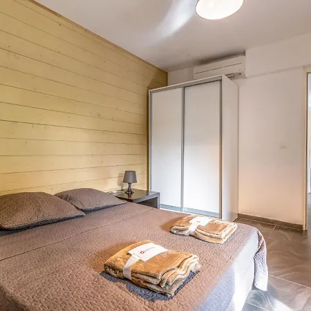 Marina Di Favone- T3- 4-6 Pers-4 By Interhome * Conca