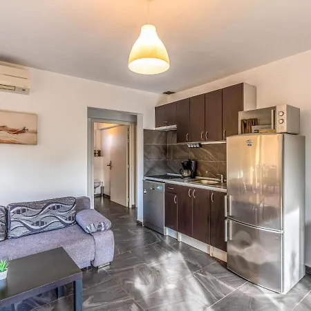 Marina Di Favone- T3- 4-6 Pers-4 By Interhome *