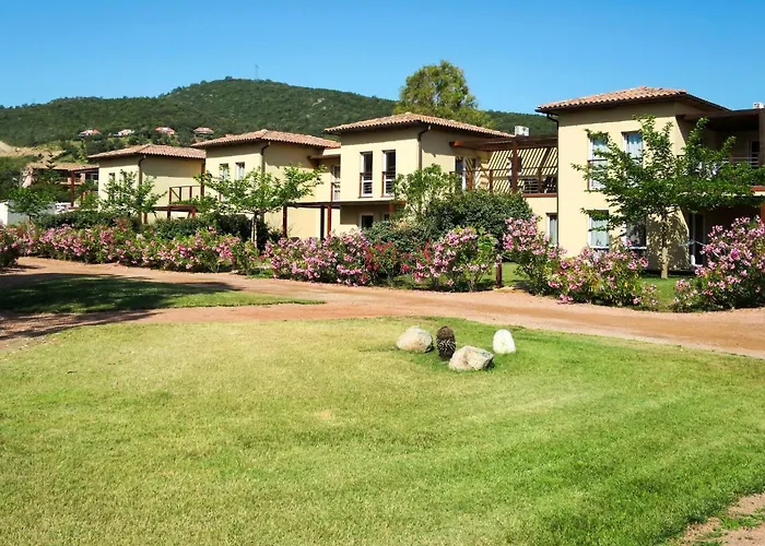 Marina Di Favone- T3- 4-6 Pers-4 By Interhome Conca